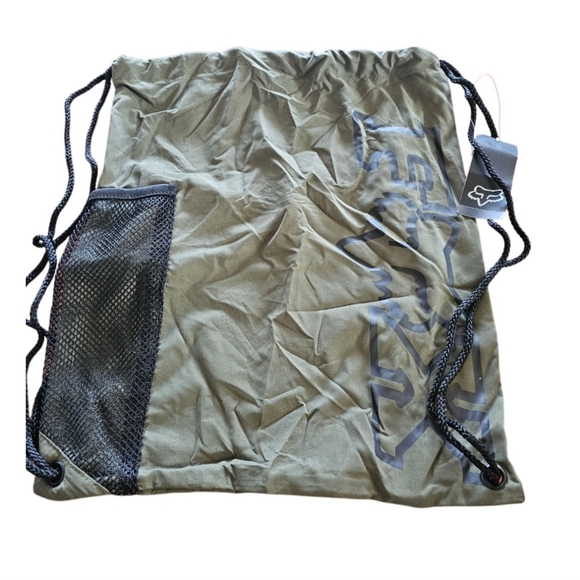 Fox bagpack Unisex  Green Dark Versus Cinch Sack New With Tags 15x13 Inches - Picture 1 of 2